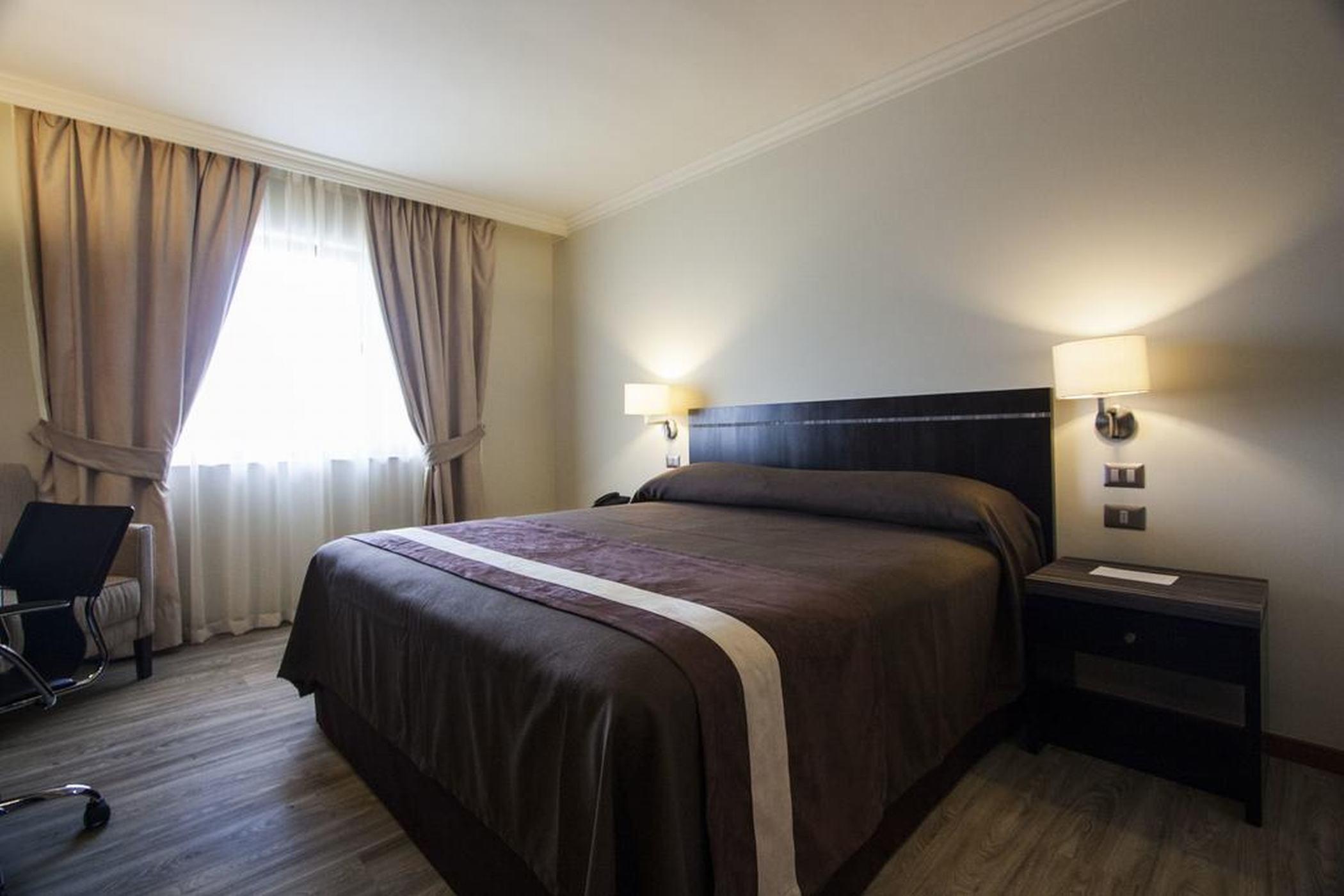 Hotel Diego De Almagro Osorno Kültér fotó