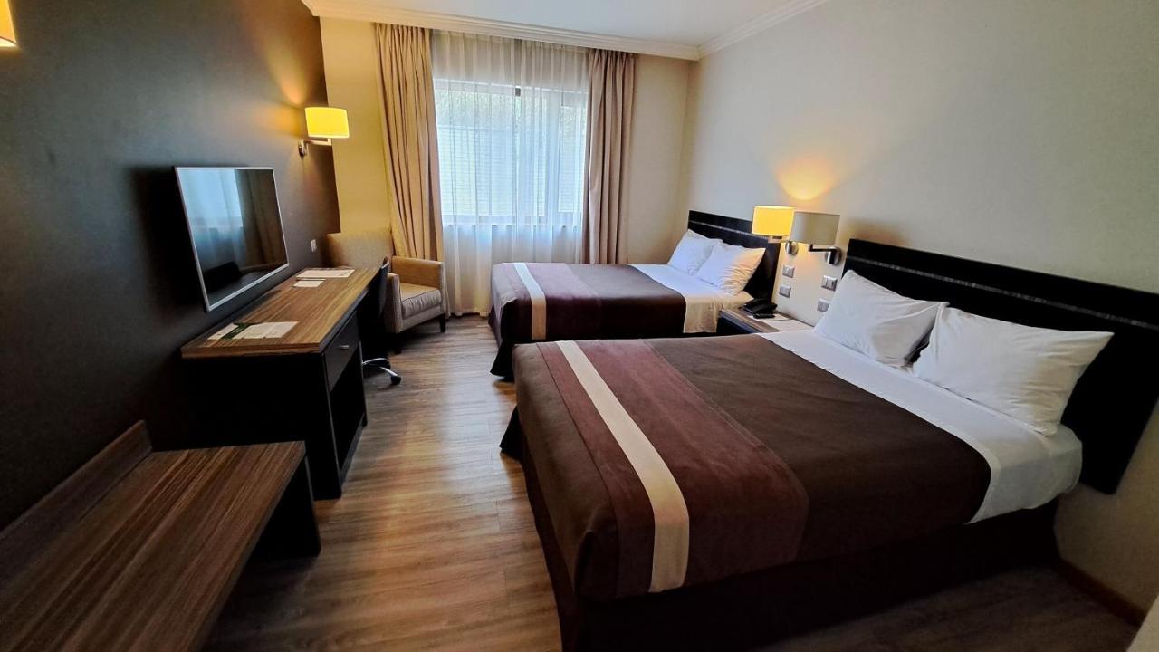 Hotel Diego De Almagro Osorno Kültér fotó