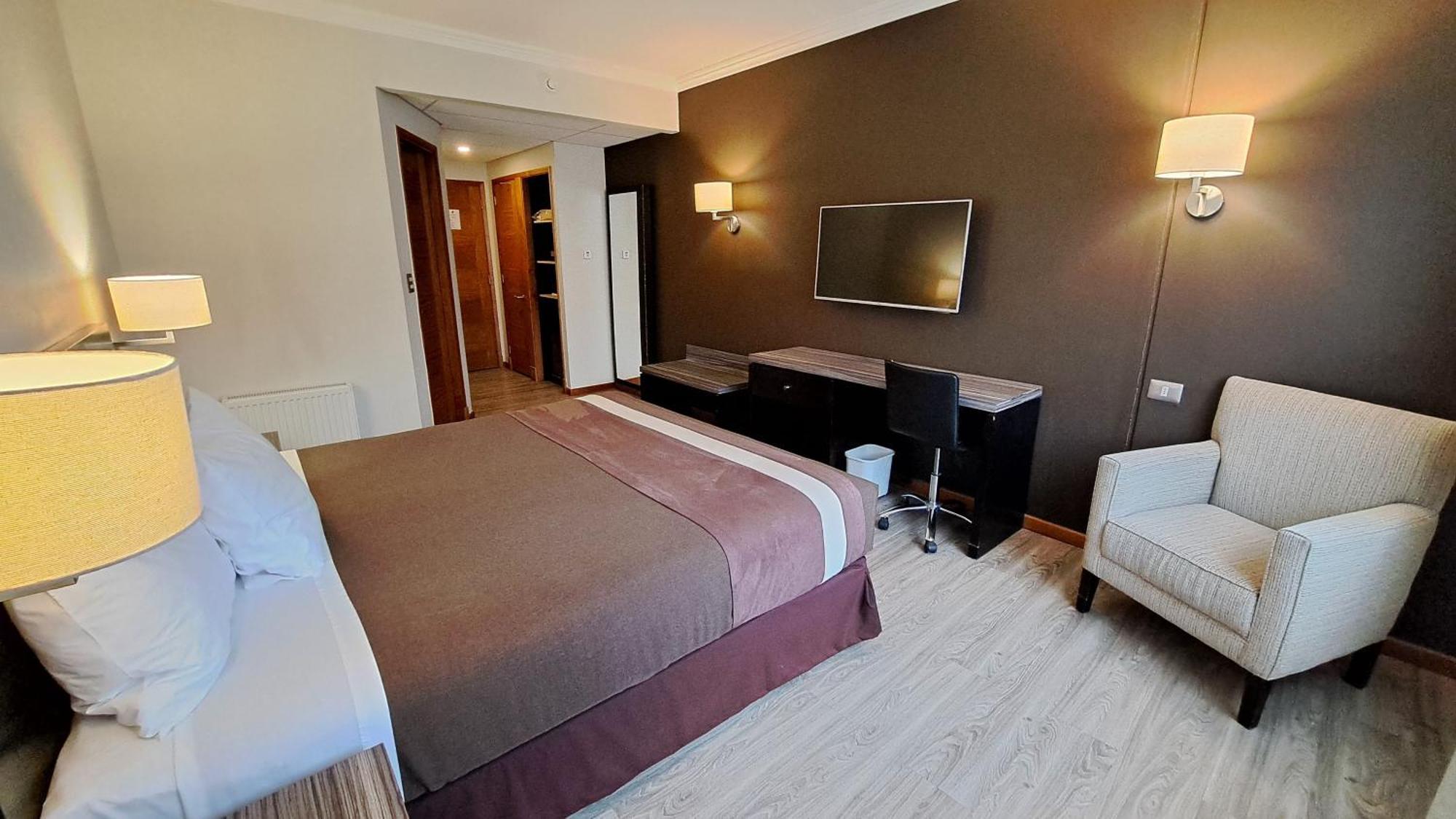 Hotel Diego De Almagro Osorno Kültér fotó