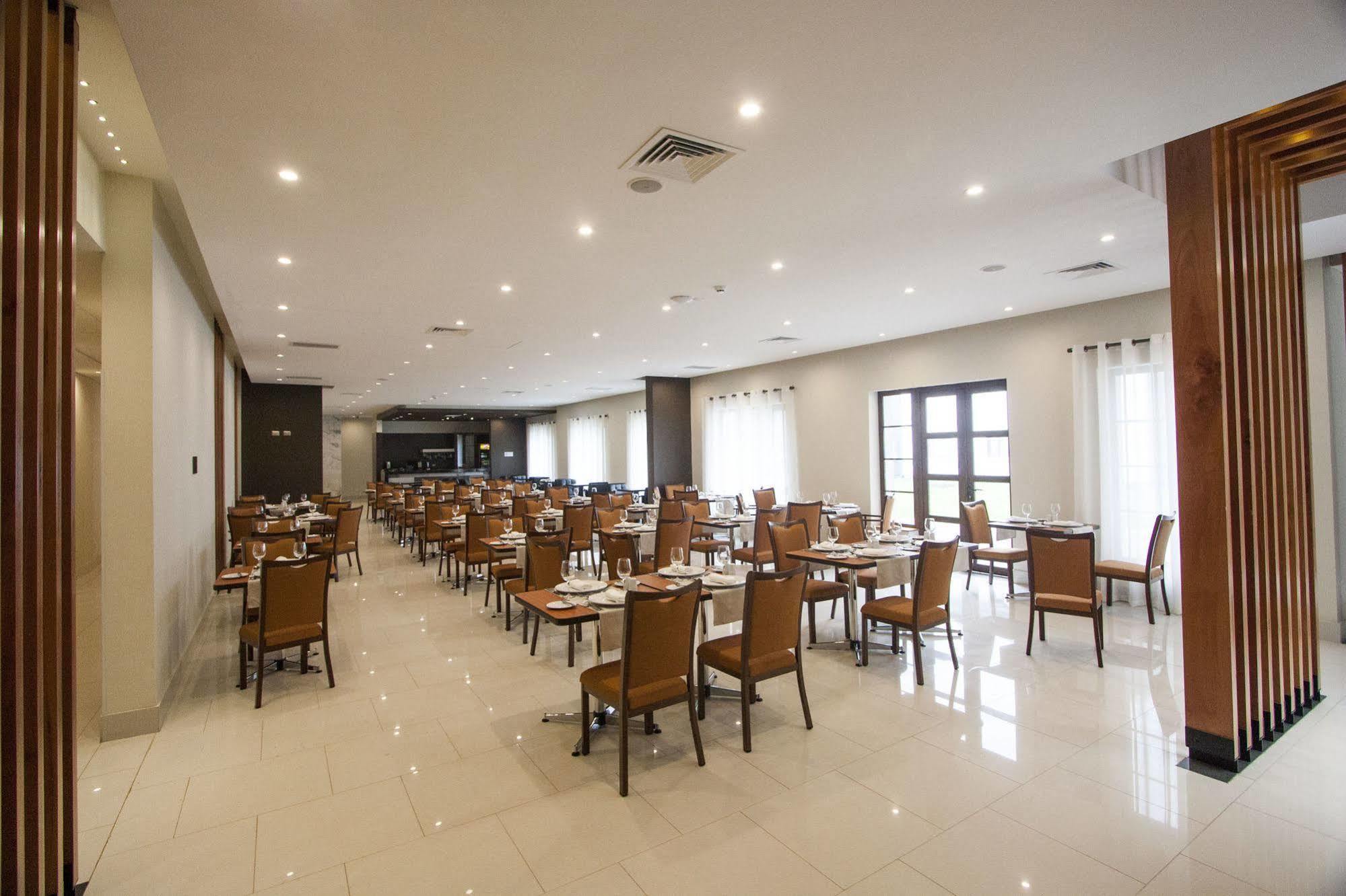 Hotel Diego De Almagro Osorno Kültér fotó
