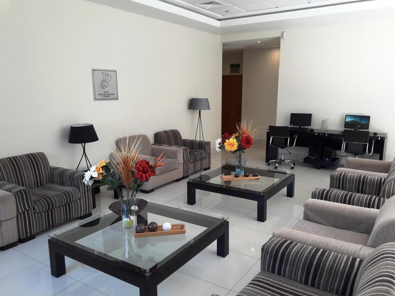 Hotel Diego De Almagro Osorno Kültér fotó